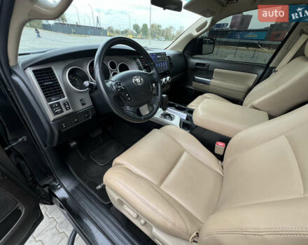 Чорний Тойота Секвойя, об'ємом двигуна 5.7 л та пробігом 125 тис. км за 29500 $, фото 34 на Automoto.ua