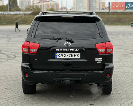 Чорний Тойота Секвойя, об'ємом двигуна 5.7 л та пробігом 125 тис. км за 29500 $, фото 7 на Automoto.ua