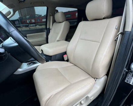 Чорний Тойота Секвойя, об'ємом двигуна 5.7 л та пробігом 125 тис. км за 29500 $, фото 31 на Automoto.ua