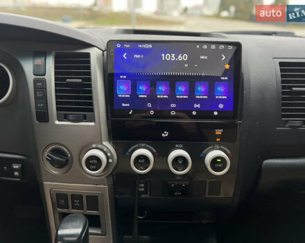 Чорний Тойота Секвойя, об'ємом двигуна 5.7 л та пробігом 125 тис. км за 29500 $, фото 45 на Automoto.ua