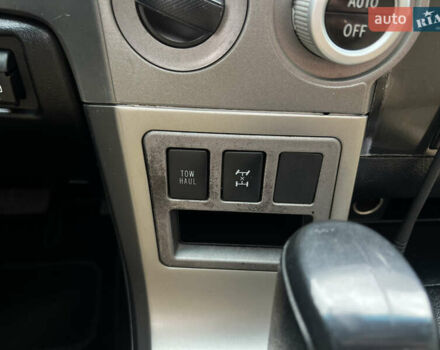 Чорний Тойота Секвойя, об'ємом двигуна 5.7 л та пробігом 125 тис. км за 29500 $, фото 46 на Automoto.ua