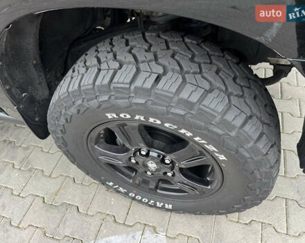 Чорний Тойота Секвойя, об'ємом двигуна 5.7 л та пробігом 125 тис. км за 29500 $, фото 17 на Automoto.ua