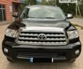 Черный Тойота Секвойя, объемом двигателя 5.7 л и пробегом 270 тыс. км за 31900 $, фото 1 на Automoto.ua
