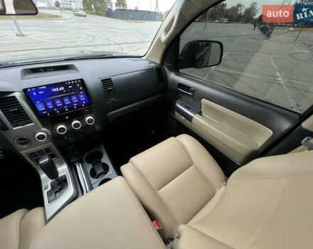 Чорний Тойота Секвойя, об'ємом двигуна 5.7 л та пробігом 125 тис. км за 29500 $, фото 38 на Automoto.ua