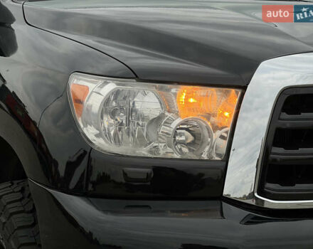 Чорний Тойота Секвойя, об'ємом двигуна 5.7 л та пробігом 125 тис. км за 29500 $, фото 13 на Automoto.ua