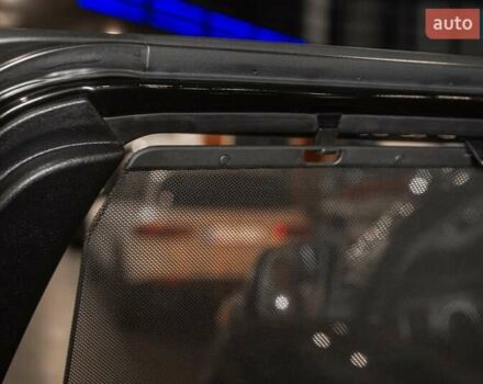 Черный Тойота Секвойя, объемом двигателя 5.7 л и пробегом 330 тыс. км за 34900 $, фото 19 на Automoto.ua