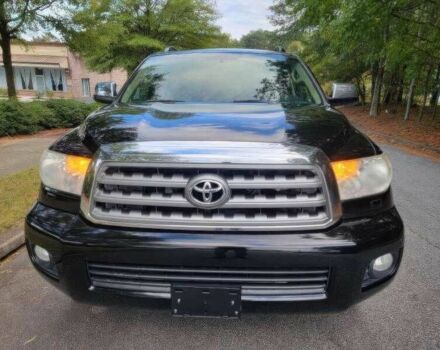 Чорний Тойота Секвойя, об'ємом двигуна 5.7 л та пробігом 132 тис. км за 19900 $, фото 1 на Automoto.ua