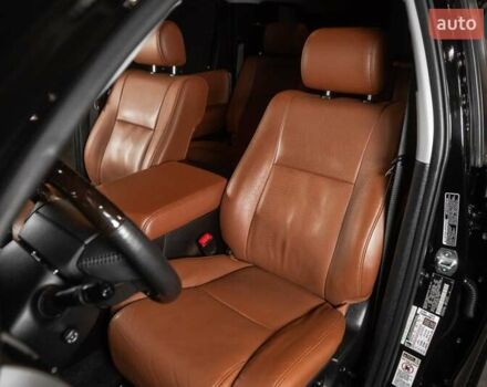 Черный Тойота Секвойя, объемом двигателя 5.7 л и пробегом 330 тыс. км за 34900 $, фото 23 на Automoto.ua