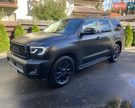 Чорний Тойота Секвойя, об'ємом двигуна 5.66 л та пробігом 120 тис. км за 27600 $, фото 2 на Automoto.ua