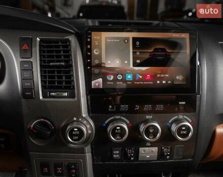 Черный Тойота Секвойя, объемом двигателя 5.7 л и пробегом 330 тыс. км за 34900 $, фото 29 на Automoto.ua