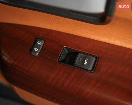 Черный Тойота Секвойя, объемом двигателя 5.7 л и пробегом 330 тыс. км за 34900 $, фото 49 на Automoto.ua