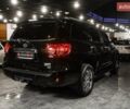 Черный Тойота Секвойя, объемом двигателя 5.7 л и пробегом 330 тыс. км за 34900 $, фото 60 на Automoto.ua