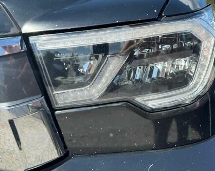Чорний Тойота Секвойя, об'ємом двигуна 5.7 л та пробігом 305 тис. км за 35000 $, фото 1 на Automoto.ua