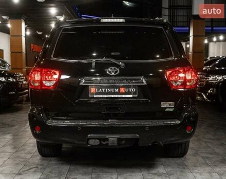 Черный Тойота Секвойя, объемом двигателя 5.7 л и пробегом 330 тыс. км за 34900 $, фото 56 на Automoto.ua