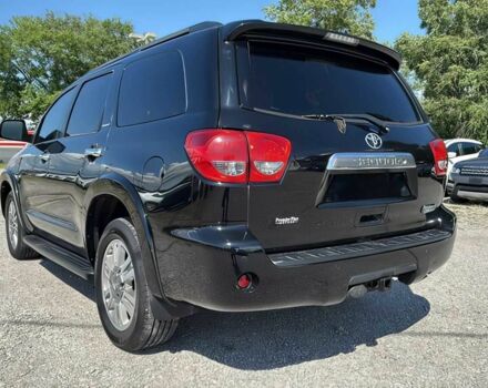 Черный Тойота Секвойя, объемом двигателя 5.7 л и пробегом 89 тыс. км за 20000 $, фото 5 на Automoto.ua