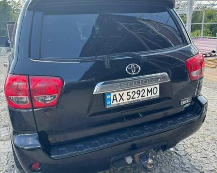 Чорний Тойота Секвойя, об'ємом двигуна 5.7 л та пробігом 305 тис. км за 35000 $, фото 4 на Automoto.ua