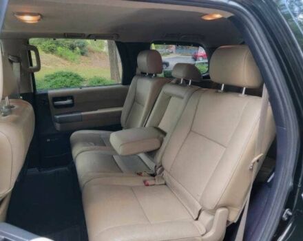 Чорний Тойота Секвойя, об'ємом двигуна 5.7 л та пробігом 132 тис. км за 19900 $, фото 11 на Automoto.ua