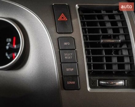 Черный Тойота Секвойя, объемом двигателя 5.7 л и пробегом 330 тыс. км за 34900 $, фото 38 на Automoto.ua