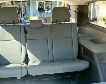 Черный Тойота Секвойя, объемом двигателя 5.7 л и пробегом 280 тыс. км за 27500 $, фото 23 на Automoto.ua