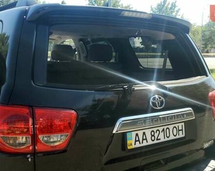 Черный Тойота Секвойя, объемом двигателя 5.7 л и пробегом 280 тыс. км за 27500 $, фото 8 на Automoto.ua