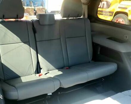 Черный Тойота Секвойя, объемом двигателя 5.7 л и пробегом 280 тыс. км за 27500 $, фото 24 на Automoto.ua