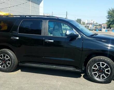 Черный Тойота Секвойя, объемом двигателя 5.7 л и пробегом 280 тыс. км за 27500 $, фото 4 на Automoto.ua