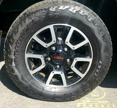 Черный Тойота Секвойя, объемом двигателя 5.7 л и пробегом 280 тыс. км за 27500 $, фото 31 на Automoto.ua