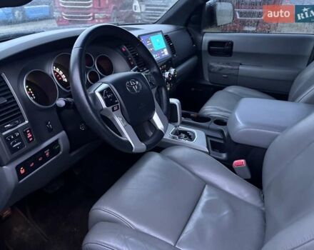 Черный Тойота Секвойя, объемом двигателя 5.7 л и пробегом 107 тыс. км за 41900 $, фото 11 на Automoto.ua