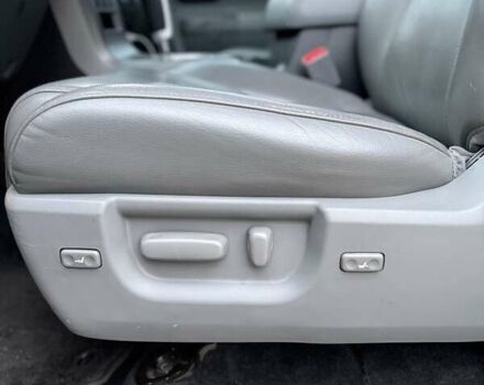 Черный Тойота Секвойя, объемом двигателя 5.7 л и пробегом 107 тыс. км за 41900 $, фото 30 на Automoto.ua