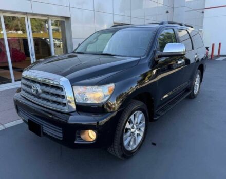 Черный Тойота Секвойя, объемом двигателя 5.7 л и пробегом 71 тыс. км за 25100 $, фото 2 на Automoto.ua