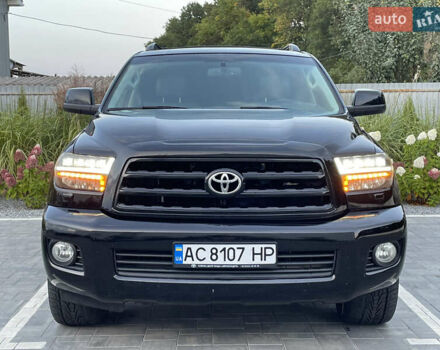 Черный Тойота Секвойя, объемом двигателя 5.66 л и пробегом 188 тыс. км за 30900 $, фото 2 на Automoto.ua