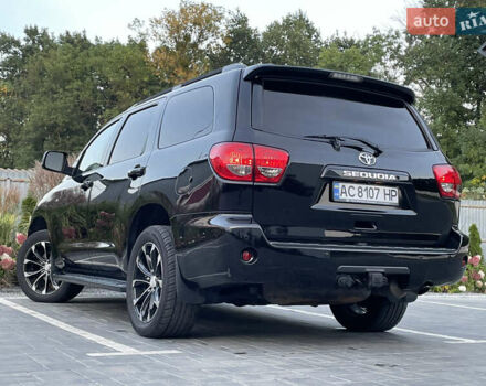 Черный Тойота Секвойя, объемом двигателя 5.66 л и пробегом 188 тыс. км за 30900 $, фото 8 на Automoto.ua