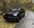Черный Тойота Секвойя, объемом двигателя 0 л и пробегом 260 тыс. км за 26500 $, фото 1 на Automoto.ua