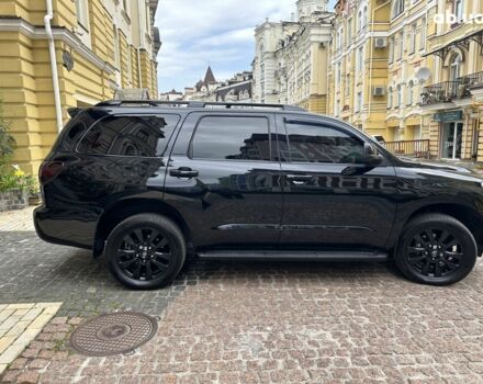 Черный Тойота Секвойя, объемом двигателя 0 л и пробегом 117 тыс. км за 54000 $, фото 3 на Automoto.ua