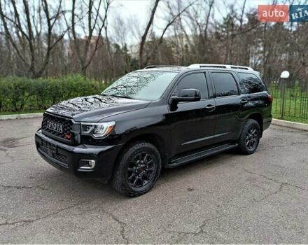 Черный Тойота Секвойя, объемом двигателя 5.66 л и пробегом 115 тыс. км за 39500 $, фото 17 на Automoto.ua