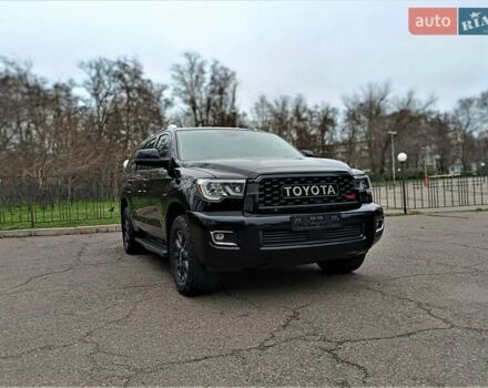 Черный Тойота Секвойя, объемом двигателя 5.66 л и пробегом 115 тыс. км за 39500 $, фото 2 на Automoto.ua