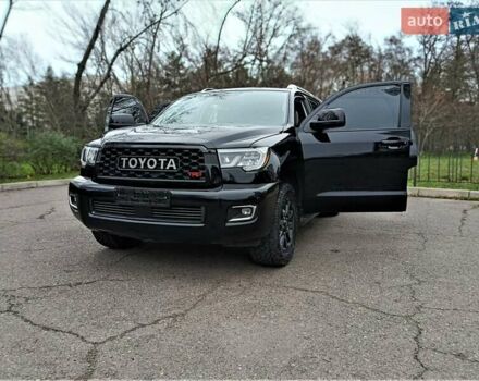 Черный Тойота Секвойя, объемом двигателя 5.66 л и пробегом 115 тыс. км за 39500 $, фото 26 на Automoto.ua