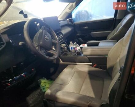 Черный Тойота Секвойя, объемом двигателя 0 л и пробегом 51 тыс. км за 76000 $, фото 6 на Automoto.ua