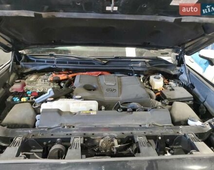 Черный Тойота Секвойя, объемом двигателя 0 л и пробегом 51 тыс. км за 76000 $, фото 10 на Automoto.ua