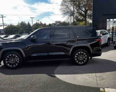 Чорний Тойота Секвойя, об'ємом двигуна 3.4 л та пробігом 18 тис. км за 42000 $, фото 5 на Automoto.ua