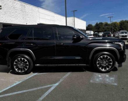 Чорний Тойота Секвойя, об'ємом двигуна 3.4 л та пробігом 18 тис. км за 42000 $, фото 1 на Automoto.ua