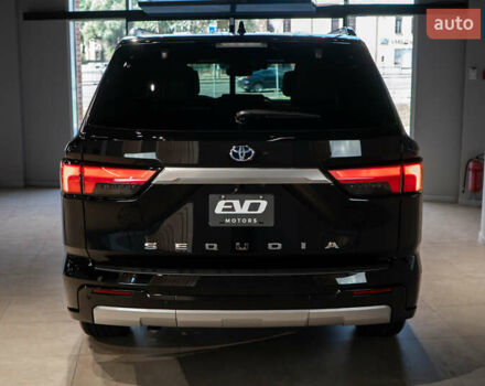 Черный Тойота Секвойя, объемом двигателя 3.45 л и пробегом 3 тыс. км за 145000 $, фото 11 на Automoto.ua