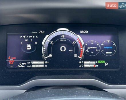 Черный Тойота Секвойя, объемом двигателя 3.5 л и пробегом 1 тыс. км за 150000 $, фото 70 на Automoto.ua