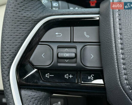 Черный Тойота Секвойя, объемом двигателя 3.5 л и пробегом 1 тыс. км за 150000 $, фото 71 на Automoto.ua