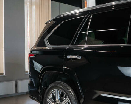 Черный Тойота Секвойя, объемом двигателя 3.45 л и пробегом 3 тыс. км за 145000 $, фото 17 на Automoto.ua