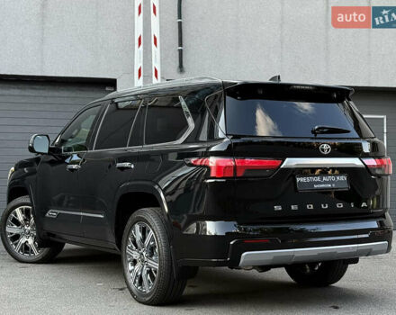Черный Тойота Секвойя, объемом двигателя 3.5 л и пробегом 1 тыс. км за 150000 $, фото 30 на Automoto.ua