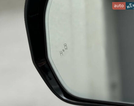 Черный Тойота Секвойя, объемом двигателя 3.5 л и пробегом 1 тыс. км за 150000 $, фото 36 на Automoto.ua