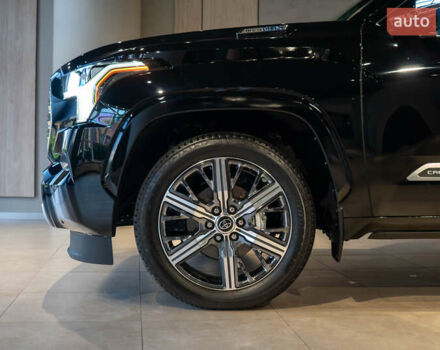 Черный Тойота Секвойя, объемом двигателя 3.45 л и пробегом 3 тыс. км за 145000 $, фото 3 на Automoto.ua