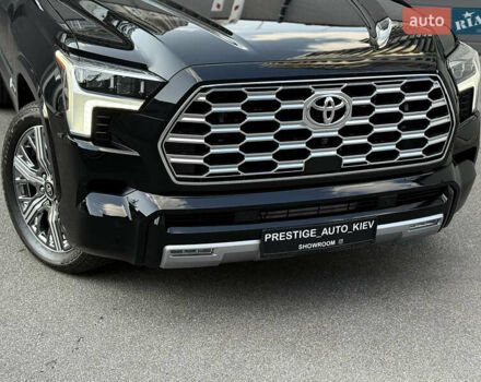 Черный Тойота Секвойя, объемом двигателя 3.5 л и пробегом 1 тыс. км за 150000 $, фото 5 на Automoto.ua