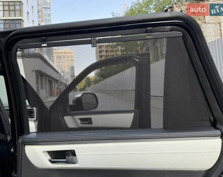 Черный Тойота Секвойя, объемом двигателя 3.5 л и пробегом 1 тыс. км за 150000 $, фото 64 на Automoto.ua